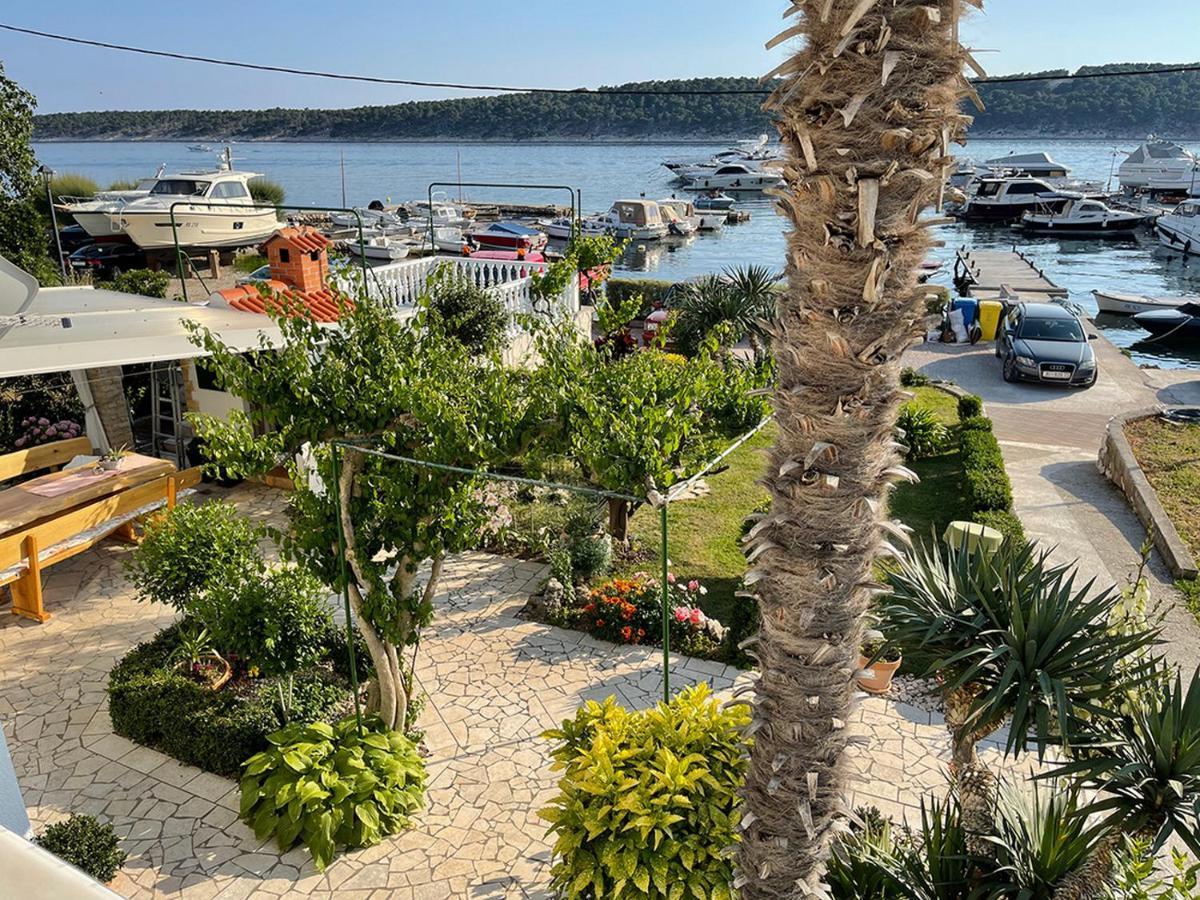 Apartments Near The Sea Barbat Barbat na Rabu Pokój zdjęcie